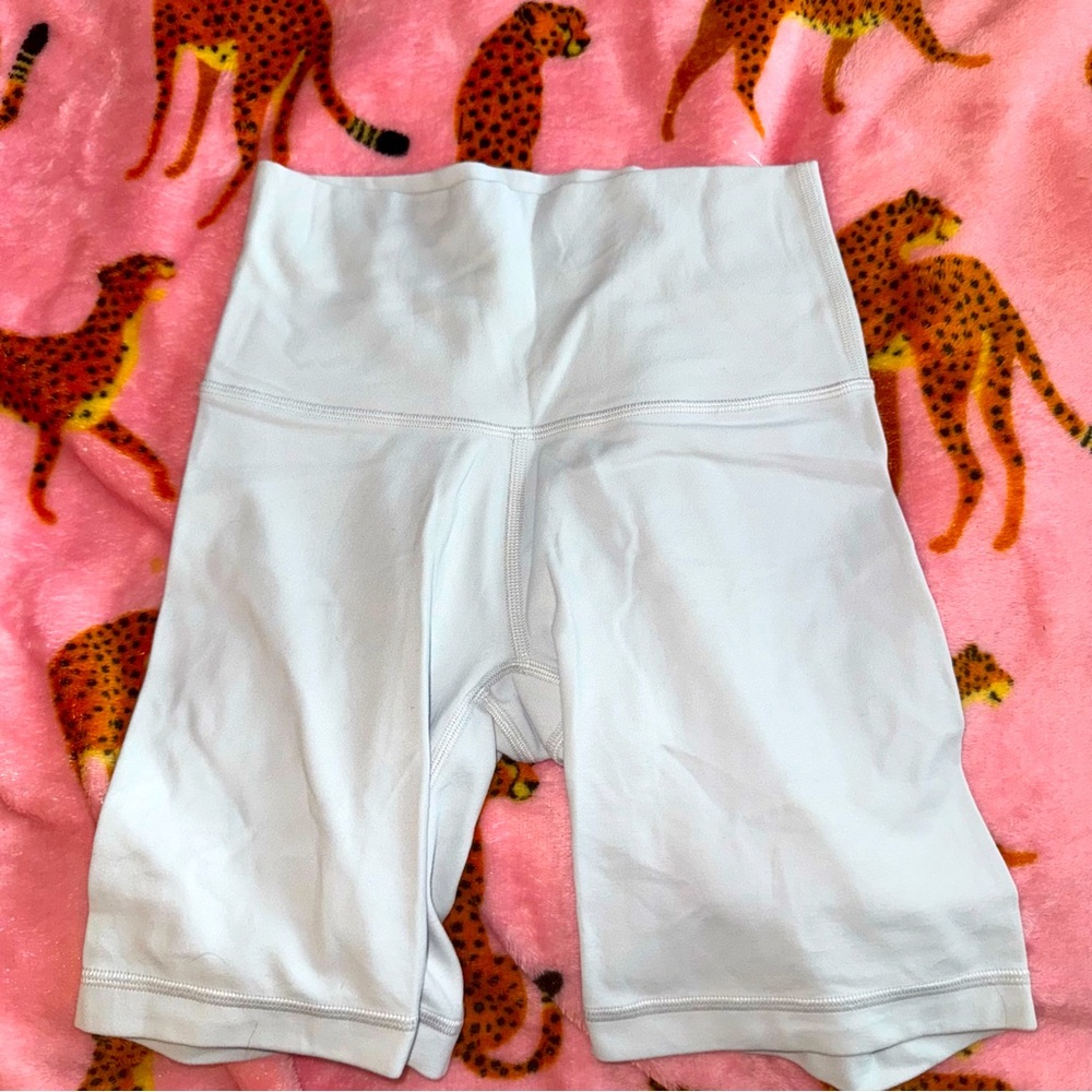 Aritizia Light Blue High rise Super TNA Butter Soft Biker Shorts Size XS